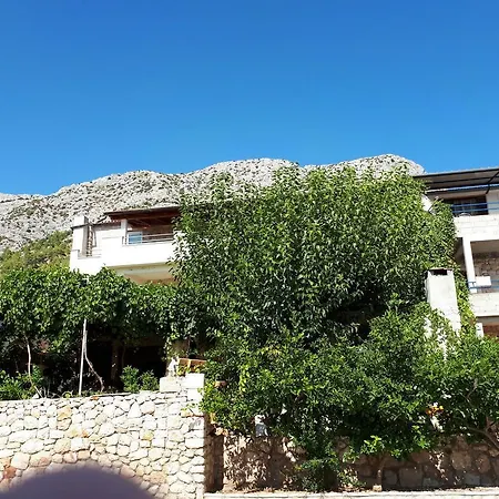 Apartment 8753d