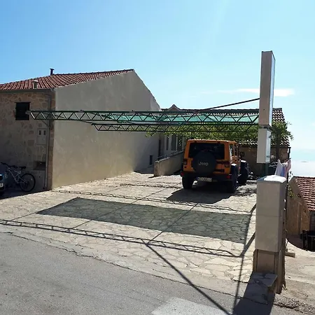 8753d Apartment