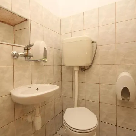 8753d Apartment
